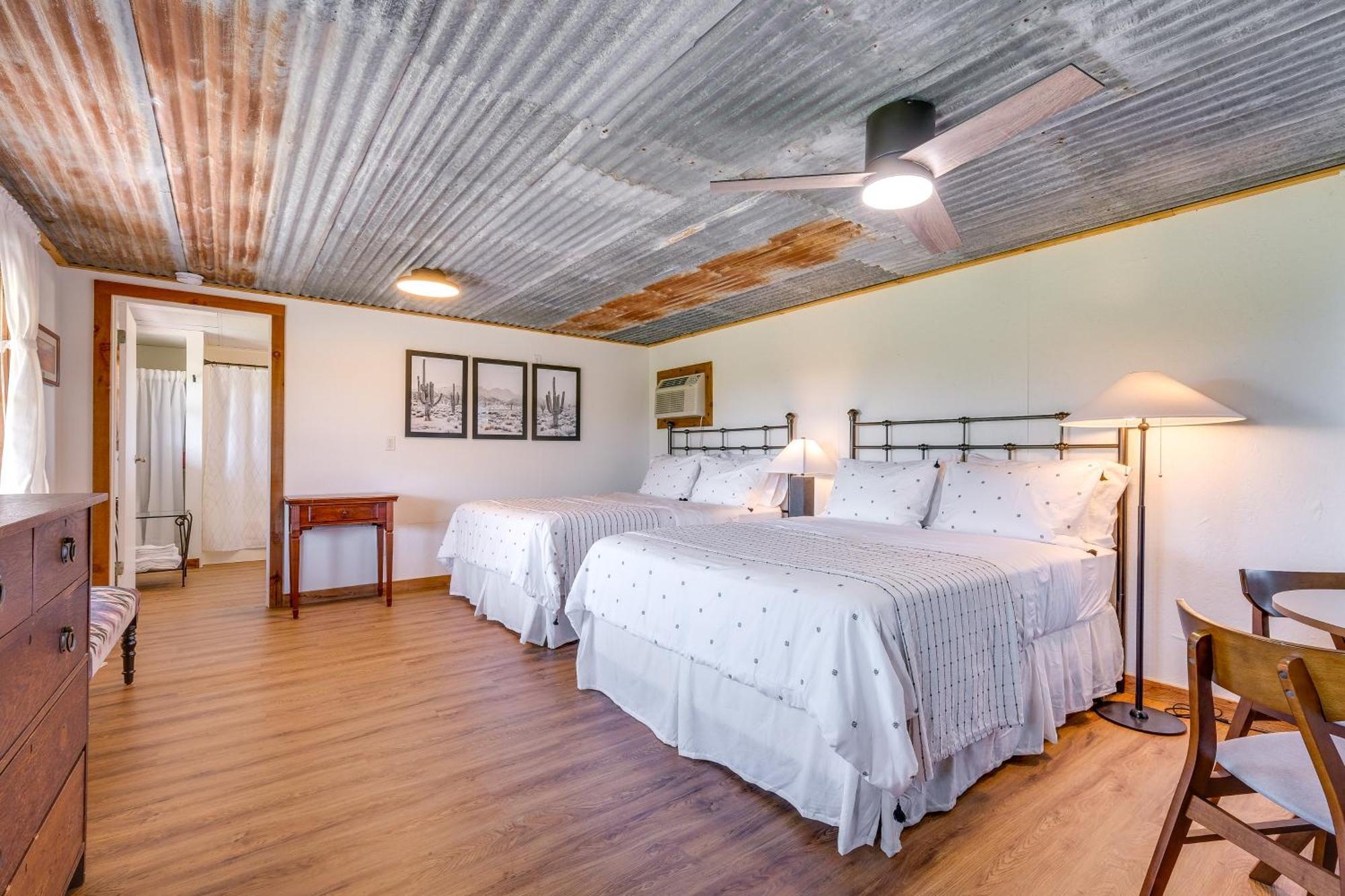 Delightful Carmine Studio On Farm Near Round Top! Екстериор снимка